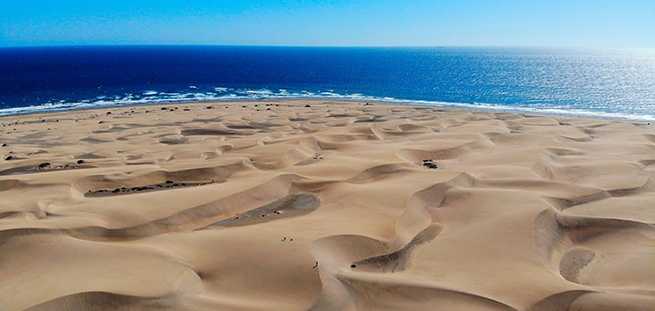 Vue sur les dunes de Maspalomas à Gran Canaria en jeep